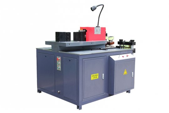 開式母線加工機(jī)